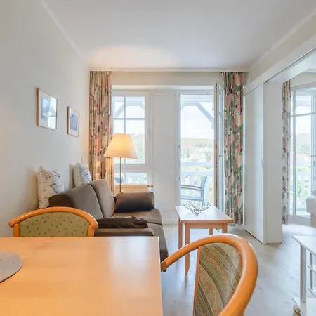Apartment 378, Seepark *